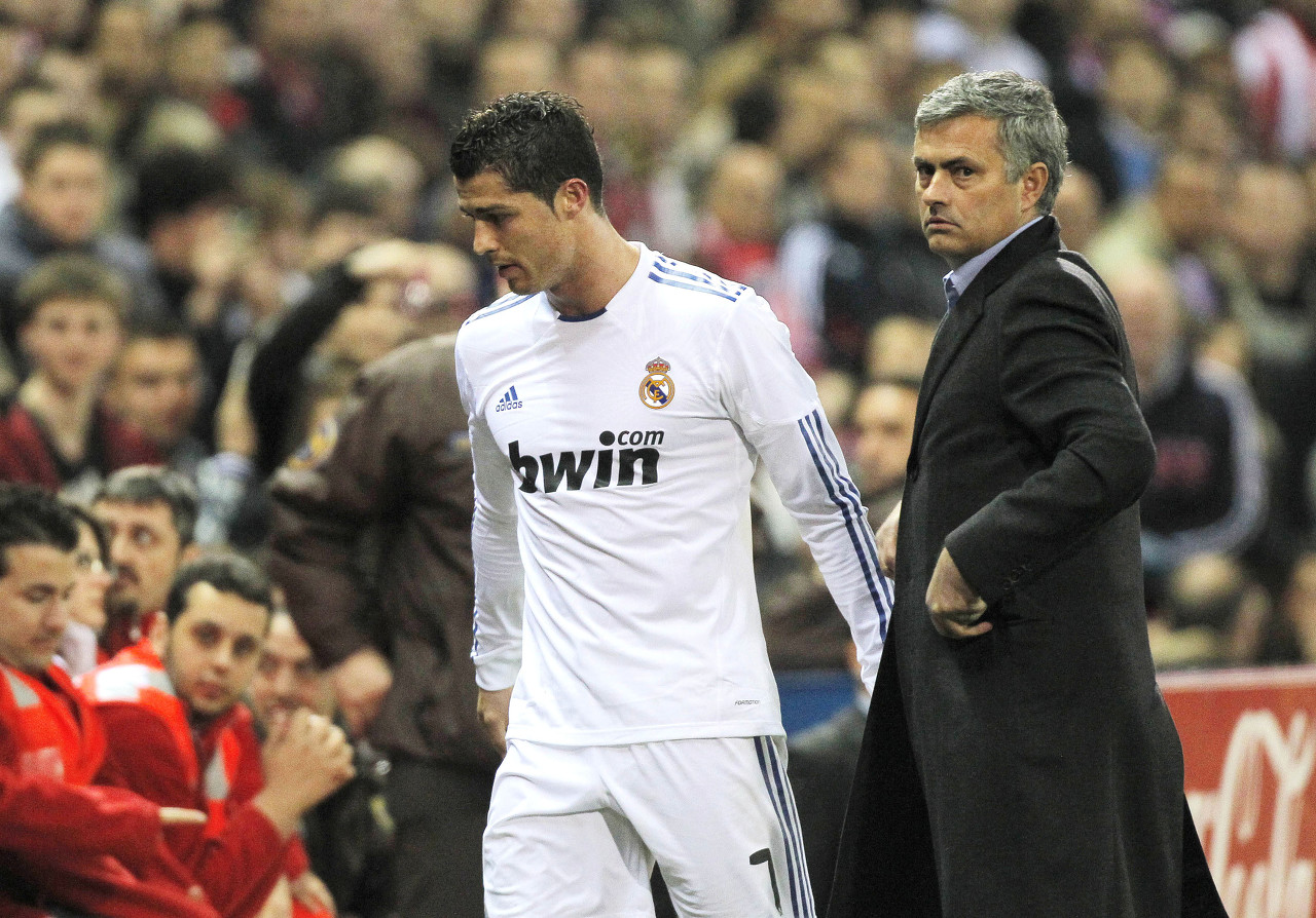 杏彩网页版-前皇马助教：穆里尼奥曾险些把C罗骂哭了，两人的关系就像父子